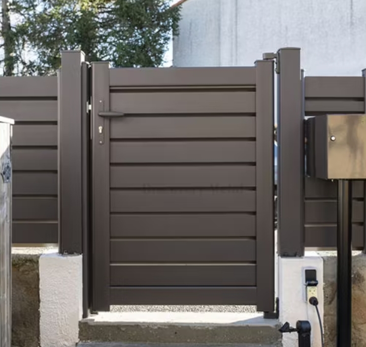 WPC vs Traditional Wood Fence in Pitts Road Estates, Fulshear TX - Image 7